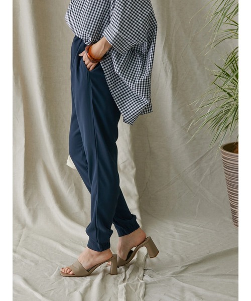 AMERICAN HOLIC（アメリカンホリック）の「サラックス イージーテーパードパンツ（その他パンツ・レディース・ブラック/ネイビー/モカ・S/M/L）」の21枚目の写真