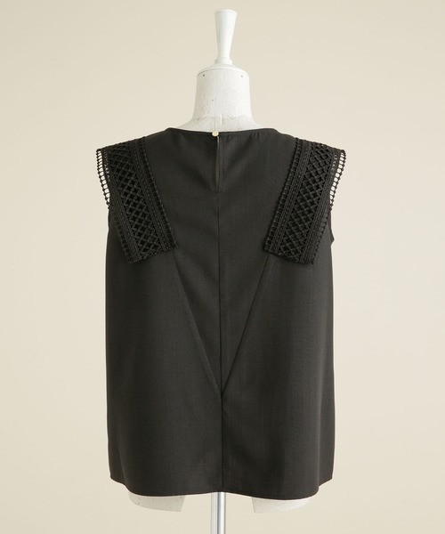 LB.04/レース切り替えノースリーブブラウス