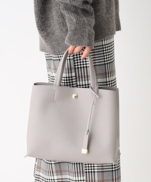 OPAQUE.CLIP（オペークドットクリップ）の「◆ミドルサイズトートバッグ【2WAY】（トートバッグ・レディース・ブラック/ベージュ/グレー/サックスブルー/シルバー/ベージュ系1/グレー系1/ブラック系1/シルバー系1・00）」の13枚目の写真