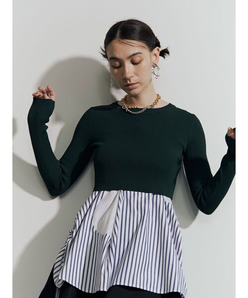 UN3D.（アンスリード）の「SHORT KT TOP / ショートニットトップ