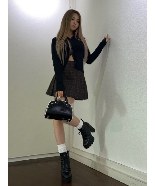 EGOIST(エゴイスト)の「ダークカラープリーツスカート(スカート・レディース・ブラック/ダークグレー/マルチ・S/M)」の4枚目の写真