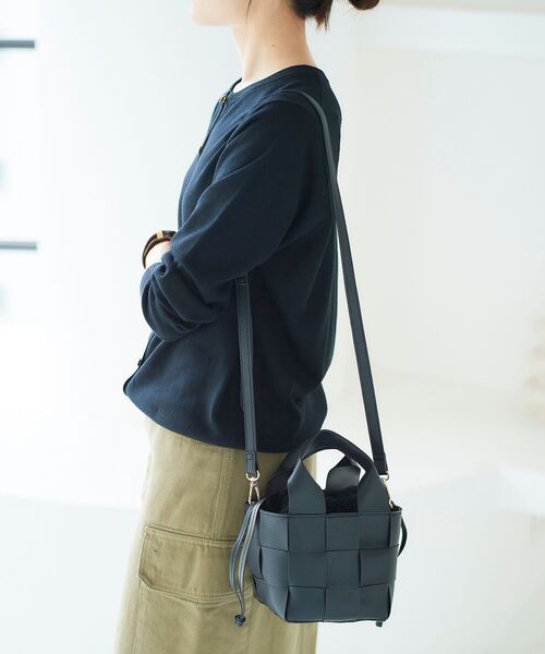 le.coeur blanc（ルクールブラン）の「メッシュ×ボア2WAYトート（トートバッグ・レディース・グレイッシュベージュ/ブラック・FREE）」の7枚目の写真