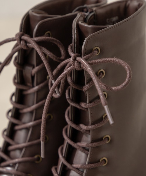 OLIVE des OLIVE（オリーブデオリーブ）の「タンク底レースアップブーツ（ブーツ・レディース・ブラック/ダークブラウン・SMALL/MEDIUM/LARGE）」の5枚目の写真