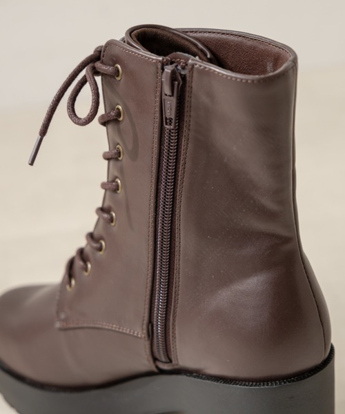 OLIVE des OLIVE（オリーブデオリーブ）の「タンク底レースアップブーツ（ブーツ・レディース・ブラック/ダークブラウン・SMALL/MEDIUM/LARGE）」の19枚目の写真