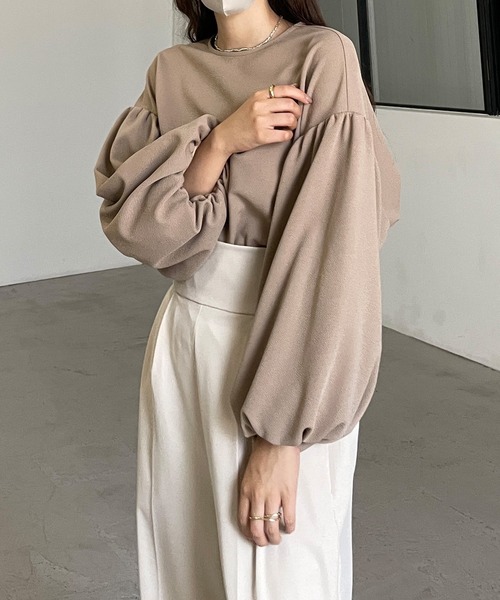 Louere（ルエレ）の「バルーン袖エンボス加工トップス（Tシャツ/カットソー・レディース・ベージュ/ブラック/ホワイト・LARGE/MEDIUM/SMALL）」の8枚目の写真