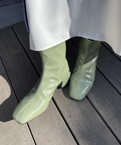SETUP7（セットアップセブン）の「【SETUP7】スクエアトゥフェイクレザーチャンキーヒールショートブーツ SCCH209 ※（ブーツ・レディース・グリーン/オレンジ/ベージュ/ブラック/アイボリー・35/37/39/40）」の10枚目の写真