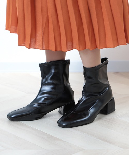 SETUP7（セットアップセブン）の「【SETUP7】スクエアトゥフェイクレザーチャンキーヒールショートブーツ SCCH209 ※（ブーツ・レディース・グリーン/オレンジ/ベージュ/ブラック/アイボリー・35/37/39/40）」の21枚目の写真