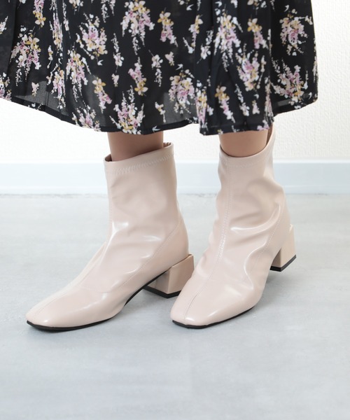 SETUP7（セットアップセブン）の「【SETUP7】スクエアトゥフェイクレザーチャンキーヒールショートブーツ SCCH209 ※（ブーツ・レディース・グリーン/オレンジ/ベージュ/ブラック/アイボリー・35/37/39/40）」の20枚目の写真