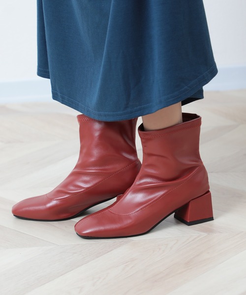 SETUP7（セットアップセブン）の「【SETUP7】スクエアトゥフェイクレザーチャンキーヒールショートブーツ SCCH209 ※（ブーツ・レディース・グリーン/オレンジ/ベージュ/ブラック/アイボリー・35/37/39/40）」の13枚目の写真