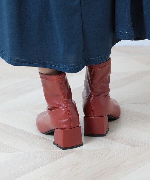 SETUP7（セットアップセブン）の「【SETUP7】スクエアトゥフェイクレザーチャンキーヒールショートブーツ SCCH209 ※（ブーツ・レディース・グリーン/オレンジ/ベージュ/ブラック/アイボリー・35/37/39/40）」の12枚目の写真