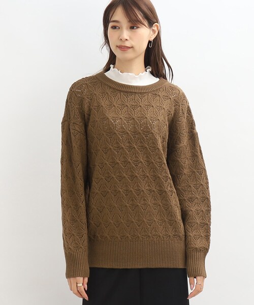 SHOO・LA・RUE(シューラルー)の「◆透かし柄ニットプルオーバー(ニット/セーター・レディース・アイボリー/グレー系その他/ブラウン系/ピンク系・00)」の5枚目の写真