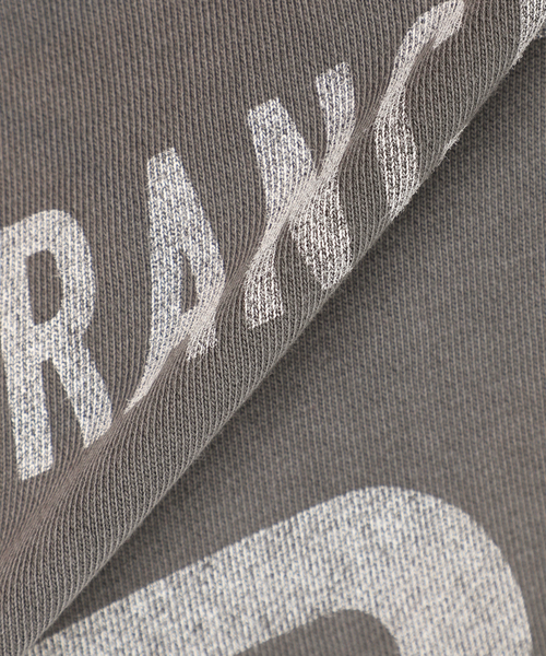 HEAR MY NAME（ヒアマイネーム）の「【HEAR MY NAME / ヒアマイネーム】別注ピグメントスウェット（Tシャツ/カットソー・メンズ・ライトグレー/ブラック/ピンク・LARGE/X-LARGE）」の19枚目の写真