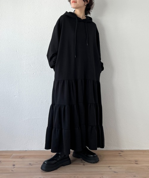 wee9s(ウィークス)の「daily sweat hoodie one piece / デイリースウェットフーディーワンピース(ワンピース・レディース・グレー/ブラック・FREE)」の9枚目の写真