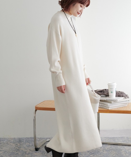 natural couture（ナチュラルクチュール）の「べっ甲Dかんベルト付ききれいめニットワンピース Mサイズ（ワンピース・レディース・ブラック/ベージュ/ブラウン/オフホワイト/イエロー/ブルー・MEDIUM）」の7枚目の写真