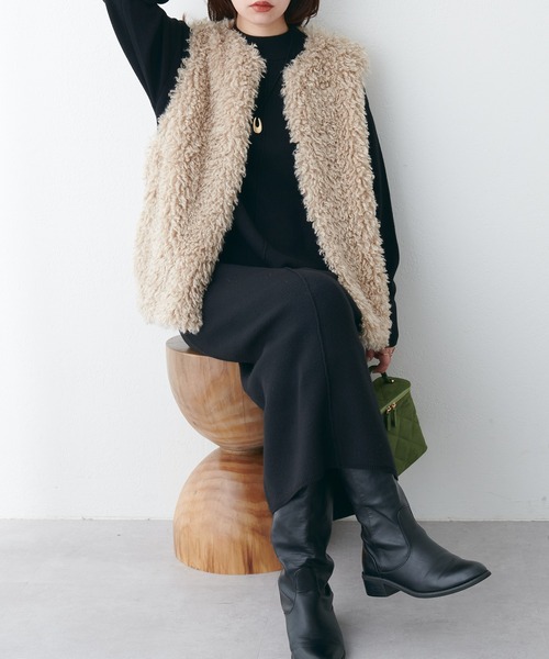 natural couture（ナチュラルクチュール）の「べっ甲Dかんベルト付ききれいめニットワンピース Mサイズ（ワンピース・レディース・ブラック/ベージュ/ブラウン/オフホワイト/イエロー/ブルー・MEDIUM）」の13枚目の写真