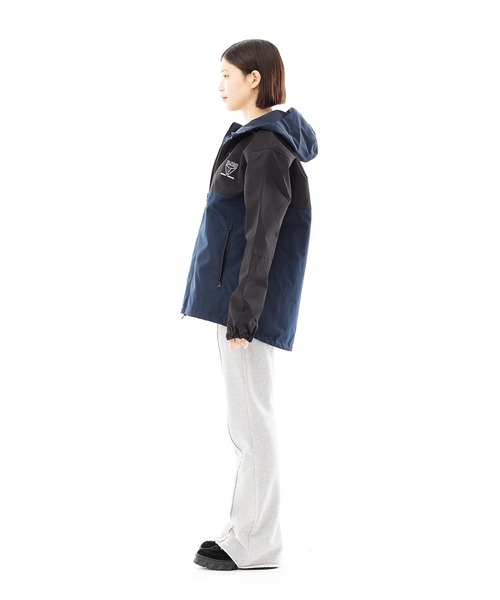 X-girl(エックスガール)の「WEリーグ|C EL S SHELL PARKA(スポーツグッズ・レディース・ネイビー・MEDIUM/LARGE/X-LARGE/SMALL)」の12枚目の写真