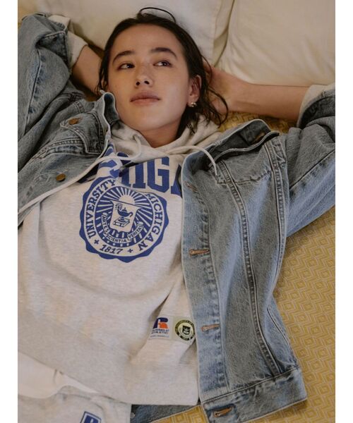 Russell Athletic（ラッセルアスレティック）の「RUSSELL別注 カレッジパーカー（パーカー・レディース・ライトグレー/ネイビー・FREE）」の5枚目の写真