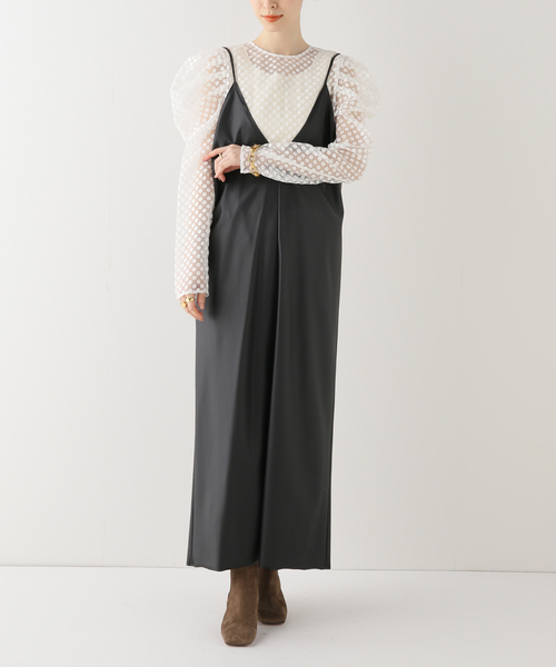 Noble（ノーブル）の「フェイクレザーキャミソールワンピース