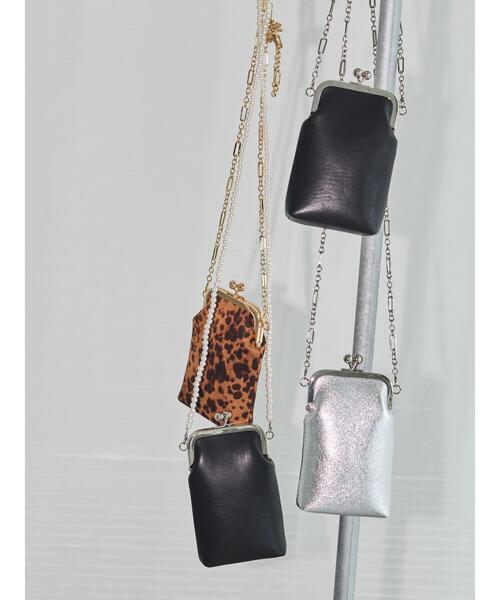 AMERICAN HOLIC（アメリカンホリック）の「口金メタリックチェーンショルダーバッグ（ショルダーバッグ・レディース・シルバー・FREE）」の4枚目の写真