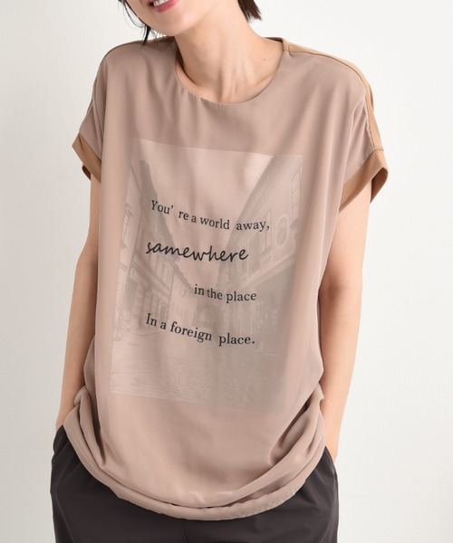 INTERPLANET(インタープラネット)の「街並みプリント3DTシャツ(Tシャツ/カットソー・レディース・キャメル/ネイビー/オフホワイト・FREE)」の3枚目の写真