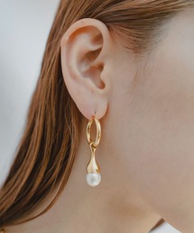LAPUIS(ラピュイ)Pearl Dropピアス