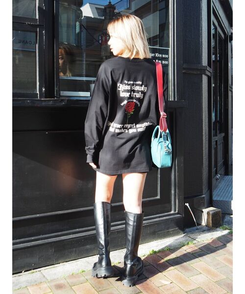 EVRIS（エヴリス）の「オリジナルロゴロングTシャツ（Tシャツ/カットソー・レディース・ブラック/グレー/ホワイト・FREE）」の20枚目の写真