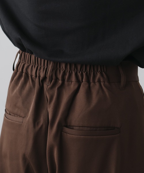 epnok(エプノック)の「ロールアップバギーワイドパンツ(スラックス・メンズ・ダークブラウン/チャコールグレー/グレー・LARGE/SMALL/MEDIUM)」の17枚目の写真