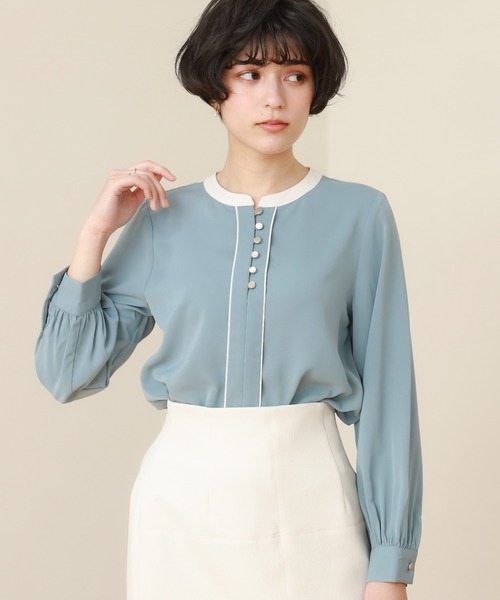 TRUDEA（トルディア）の「バイカラーヘンリーネックブラウス（シャツ/ブラウス・レディース・ブルーグリーン/ベージュ/ホワイト/ネイビー・LARGE/MEDIUM/SMALL）」の4枚目の写真