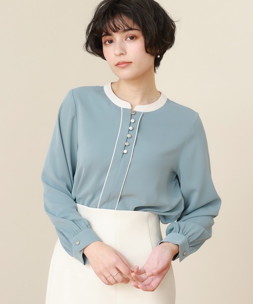 TRUDEA（トルディア）の「バイカラーヘンリーネックブラウス（シャツ/ブラウス・レディース・ブルーグリーン/ベージュ/ホワイト/ネイビー・LARGE/MEDIUM/SMALL）」の8枚目の写真