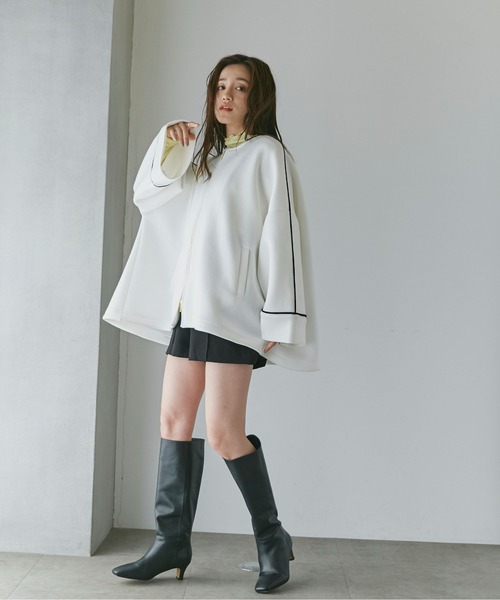 NANO universe（ナノユニバース）の「LB.04/テックダンボールAラインバイカラーコート（ノーカラーコート・レディース・オフホワイト/ライトベージュ・FREE）」の11枚目の写真