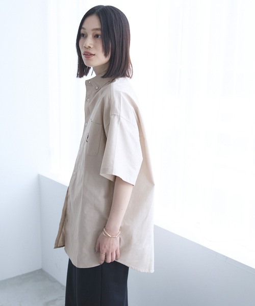 U.S. POLO ASSN.（ユーエスポロアッスン）の「U.S. POLO ASSN. / ユーエスポロアッスン 別注 ロゴ刺繍 S/S ボタンダウン 半袖シャツ（シャツ/ブラウス・レディース・ブラック/イエロー系その他/アイボリー/ブルー系その他/ネイビー/ホワイト・FREE）」の10枚目の写真