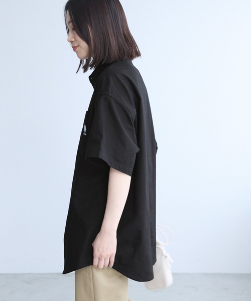 U.S. POLO ASSN.（ユーエスポロアッスン）の「U.S. POLO ASSN. / ユーエスポロアッスン 別注 ロゴ刺繍 S/S ボタンダウン 半袖シャツ（シャツ/ブラウス・レディース・ブラック/イエロー系その他/アイボリー/ブルー系その他/ネイビー/ホワイト・FREE）」の22枚目の写真