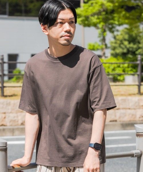 URBAN RESEARCH ROSSO MEN（アーバンリサーチロッソメン）の「『XLサイズあり』USAコットンMYSTANDARD半袖Tシャツ（Tシャツ/カットソー・メンズ・ブラウン/ネイビー/チャコールグレー/ベージュ系その他/ブルー系その他/ブルー/ホワイト系その他/グリーン系その他/シルバー/グレー系その他/カーキ/オレンジ系その他/ブラック/ホワイト/ピンク系その他・SMALL/LARGE/MEDIUM/X-LARGE）」の5枚目の写真