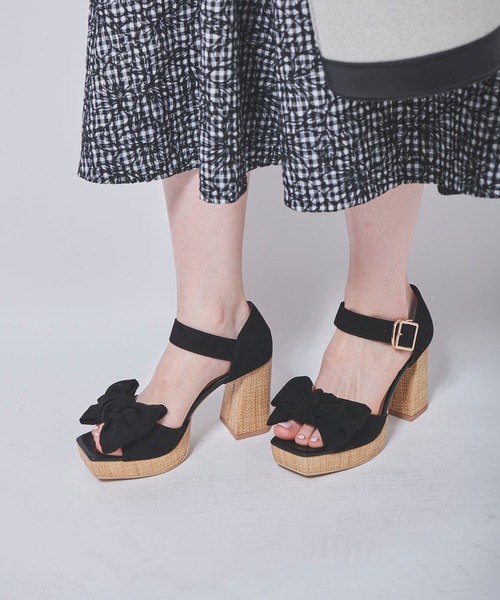 31 Sons de mode（トランテアン　ソン　ドゥ　モード）の「プラットフォームリボンサンダル（サンダル・レディース・ブラック/レッド/ベージュ・M/S/L）」の2枚目の写真