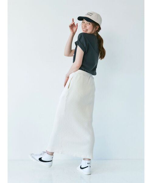 Ungrid（アングリッド）の「ジップデザインリブスカート（スカート・レディース・チャコールグレー/アイボリー/ミント・FREE）」の5枚目の写真
