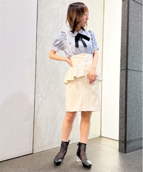 axes femme POETIQUE（アクシーズファムポエティック）の「サス