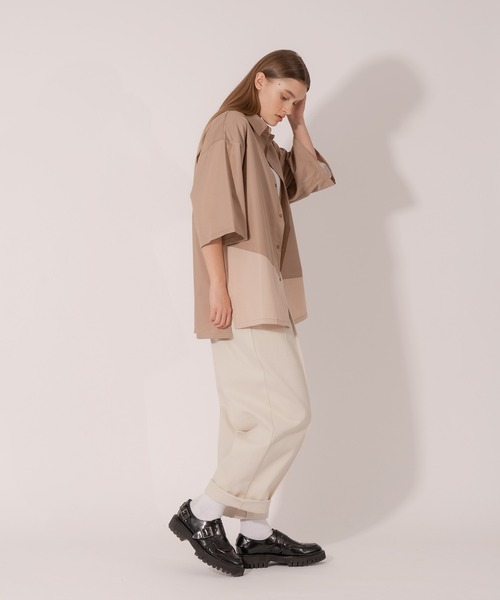 ONCILY（オンシェリー）の「BICOLOR LOOSE SHIRTS / バイカラールーズシャツ（シャツ/ブラウス・メンズ・ネイビー/ベージュ・LARGE/MEDIUM）」の22枚目の写真