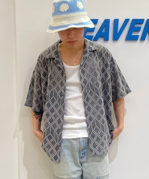 BEAVER（ビーバー）の「B omnivore/ビーオムニボー　RAMBUS OPEN COLLER SHIRT オープンカラーシャツ（シャツ/ブラウス・メンズ・グレー/ブルー/レッド・M）」の9枚目の写真