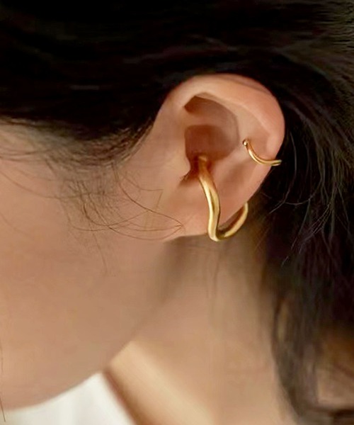 florist（フローリスト）の「人気のアシンメトリー2連イヤーカフ/片耳用（イヤーカフ・レディース・ゴールド系6/シルバー系3/シルバー系6/ゴールド系3/シルバー系8/シルバー系9/シルバー系2/シルバー系4/ゴールド系5/ゴールド系2/シルバー系5/ゴールド系8/シルバー系1/ゴールド系4/ゴールド系1/ゴールド系7/シルバー系7・FREE）」の15枚目の写真