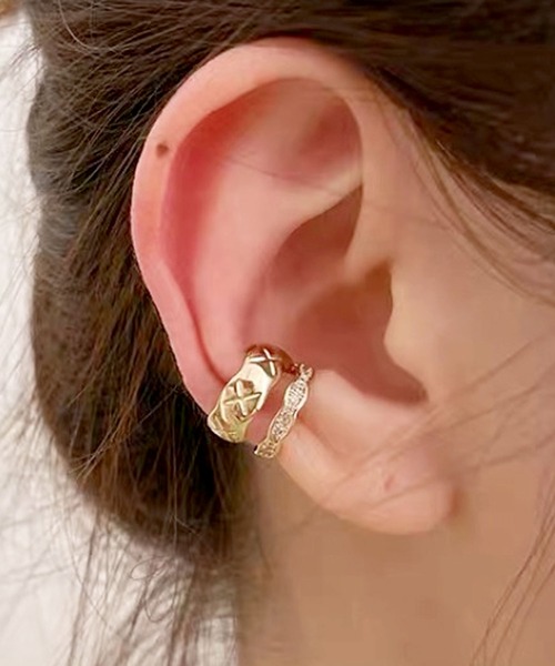 florist（フローリスト）の「人気のアシンメトリー2連イヤーカフ/片耳用（イヤーカフ・レディース・ゴールド系6/シルバー系3/シルバー系6/ゴールド系3/シルバー系8/シルバー系9/シルバー系2/シルバー系4/ゴールド系5/ゴールド系2/シルバー系5/ゴールド系8/シルバー系1/ゴールド系4/ゴールド系1/ゴールド系7/シルバー系7・FREE）」の18枚目の写真