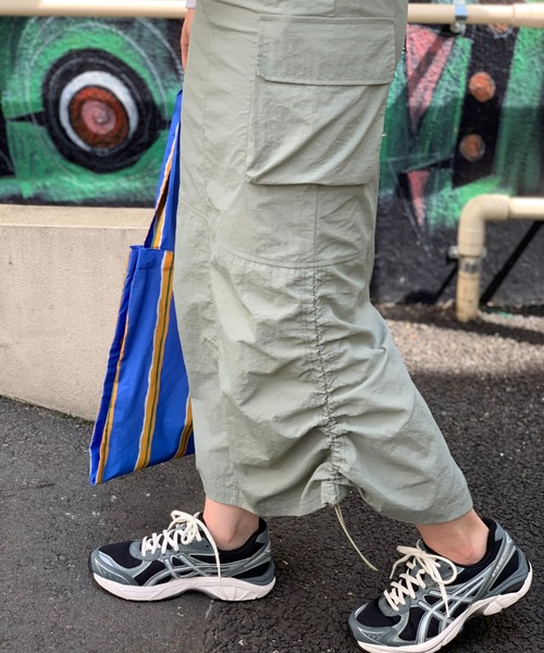 mi via loca（ミヴィアロカ）の「ドロストミリタリースカート（スカート・レディース・ブラック/カーキ/アイボリー・FREE）」の16枚目の写真