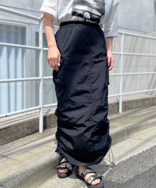 mi via loca（ミヴィアロカ）の「ドロストミリタリースカート（スカート・レディース・ブラック/カーキ/アイボリー・FREE）」の8枚目の写真