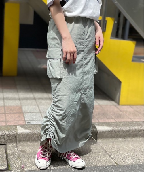 mi via loca（ミヴィアロカ）の「ドロストミリタリースカート（スカート・レディース・ブラック/カーキ/アイボリー・FREE）」の10枚目の写真