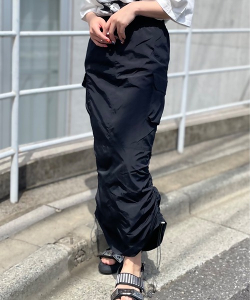 mi via loca（ミヴィアロカ）の「ドロストミリタリースカート（スカート・レディース・ブラック/カーキ/アイボリー・FREE）」の5枚目の写真