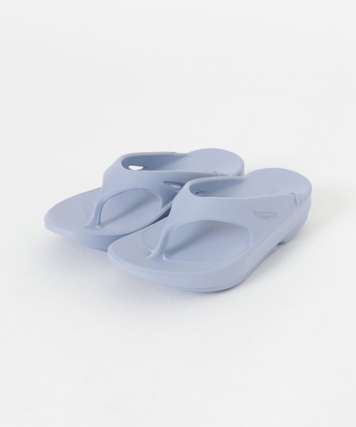 OOFOS（ウーフォス）の「OOFOS　OOriginal（サンダル・レディース・ライトブルー・7/6/5）」の2枚目の写真