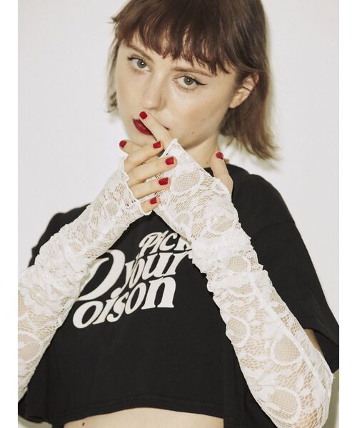 jouetie(ジュエティ)の「レースアームウォーマー(アームカバー・レディース・ブラック/オフホワイト/ブルー・FREE)」の9枚目の写真