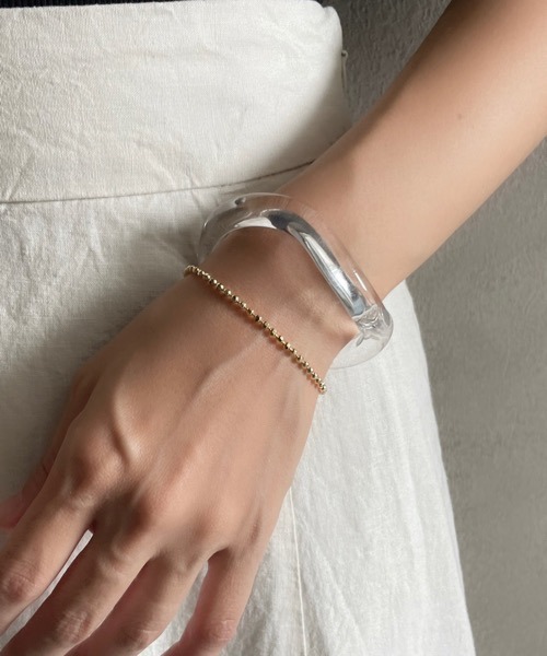 tone(トーン)の「【KuKuLu TOKYO】アクリル×チェーン ウェーブ バングル(バングル/リストバンド・レディース・ホワイト系その他/クリア/パープル系その他・FREE)」の8枚目の写真
