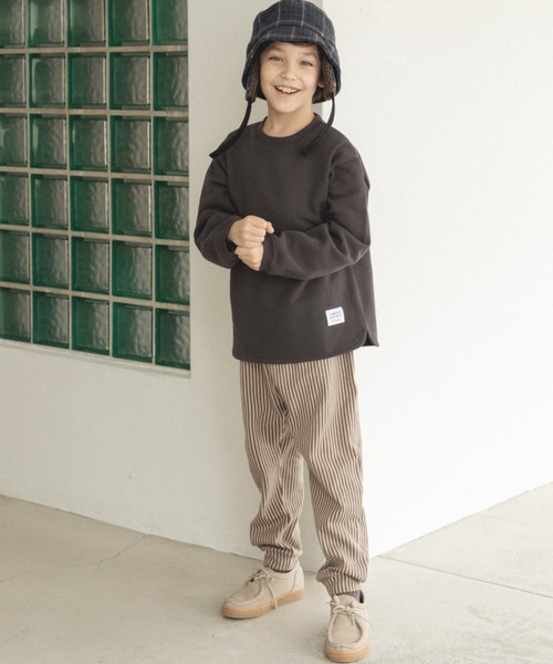 pairmanon(ペアマノン)の「裾ラウンド ネーム付き プルオーバー(スウェット・キッズ・ブルー/ピンク/グレー/グレイッシュベージュ/アイボリー/カーキ/ブラック/ダークブルー/モカ/ブルー系その他3/ラベンダー/マスタード・110/140/100/90/150/120/130)」の16枚目の写真