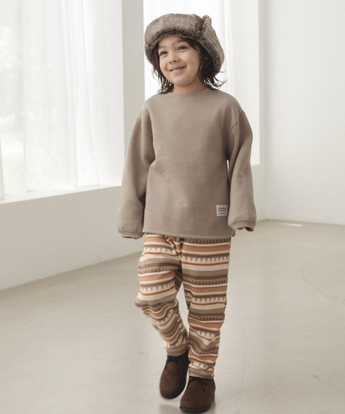 pairmanon(ペアマノン)の「裾ラウンド ネーム付き プルオーバー(スウェット・キッズ・ブルー/ピンク/グレー/グレイッシュベージュ/アイボリー/カーキ/ブラック/ダークブルー/モカ/ブルー系その他3/ラベンダー/マスタード・110/140/100/90/150/120/130)」の22枚目の写真