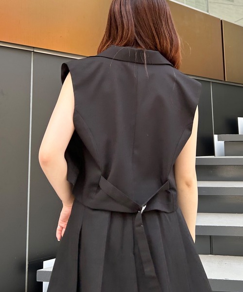 INGNI（イング）の「ショートベスト(セットアップ対応)（ベスト・レディース・グレー/ブラック/ブラウン系その他2・M）」の6枚目の写真